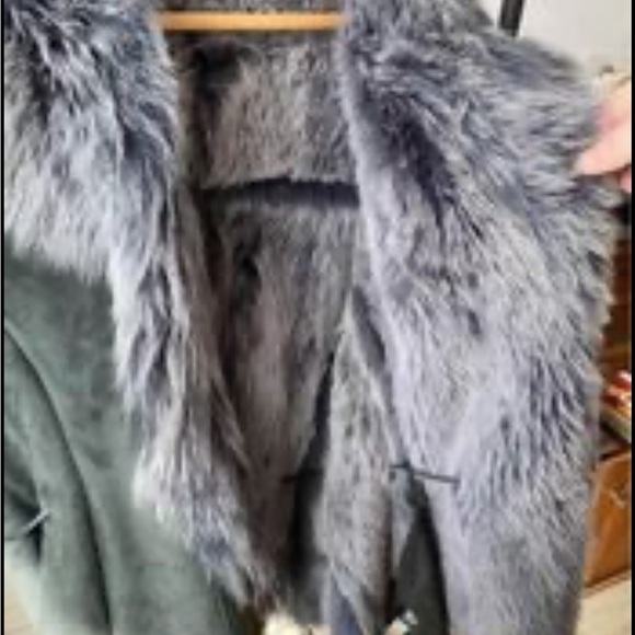 RIZAL real Fur and real leather vest 
Blue grey - Picture 5 of 9